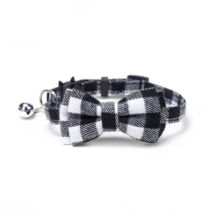 Christmas Pet Bow Tie Collar – Elegant Holiday Accessory for Dogs & Cats